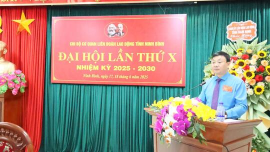 <a href="/tin-hoat-dong-cong-doan/tuyen-truyen-giao-duc" title="Tuyên truyền, giáo dục" rel="dofollow">Tuyên truyền, giáo dục</a>