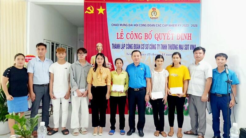 Liên đoàn Lao động huyện Yên Mô tổ chức Lễ công bố quyết định thành lập CĐCS Công ty TNHH Thương mại SDT Vina