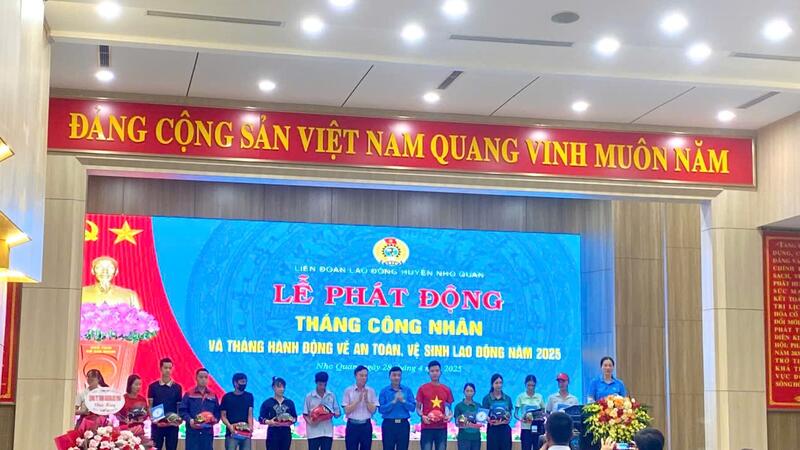 LĐLĐ huyện Nho Quan tổ chức Lễ phát động Tháng Công nhân năm 2025
